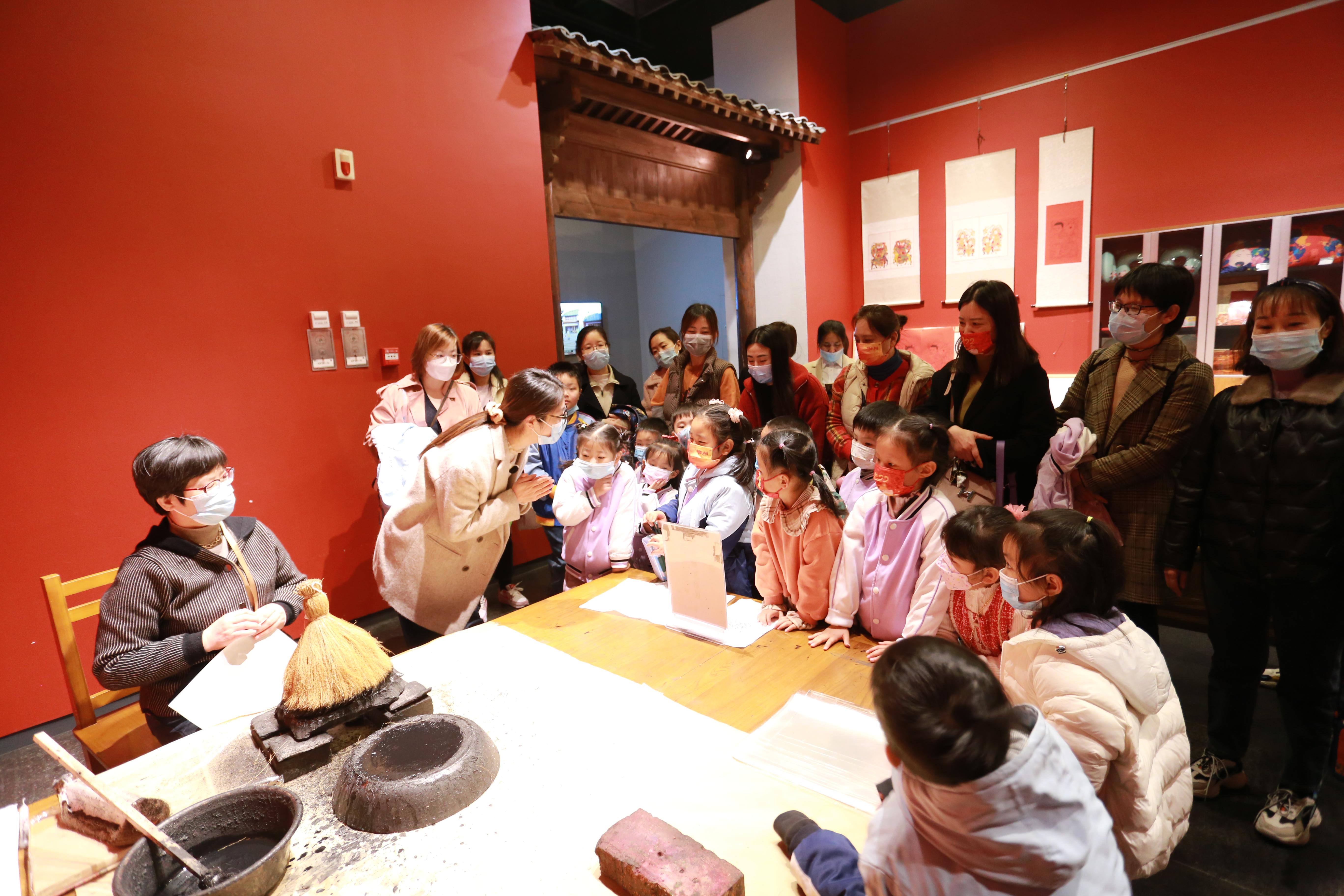 济南市博物馆六一儿童节开展亲子活动 - 新闻资讯 - 山东省爱国主义教育基地