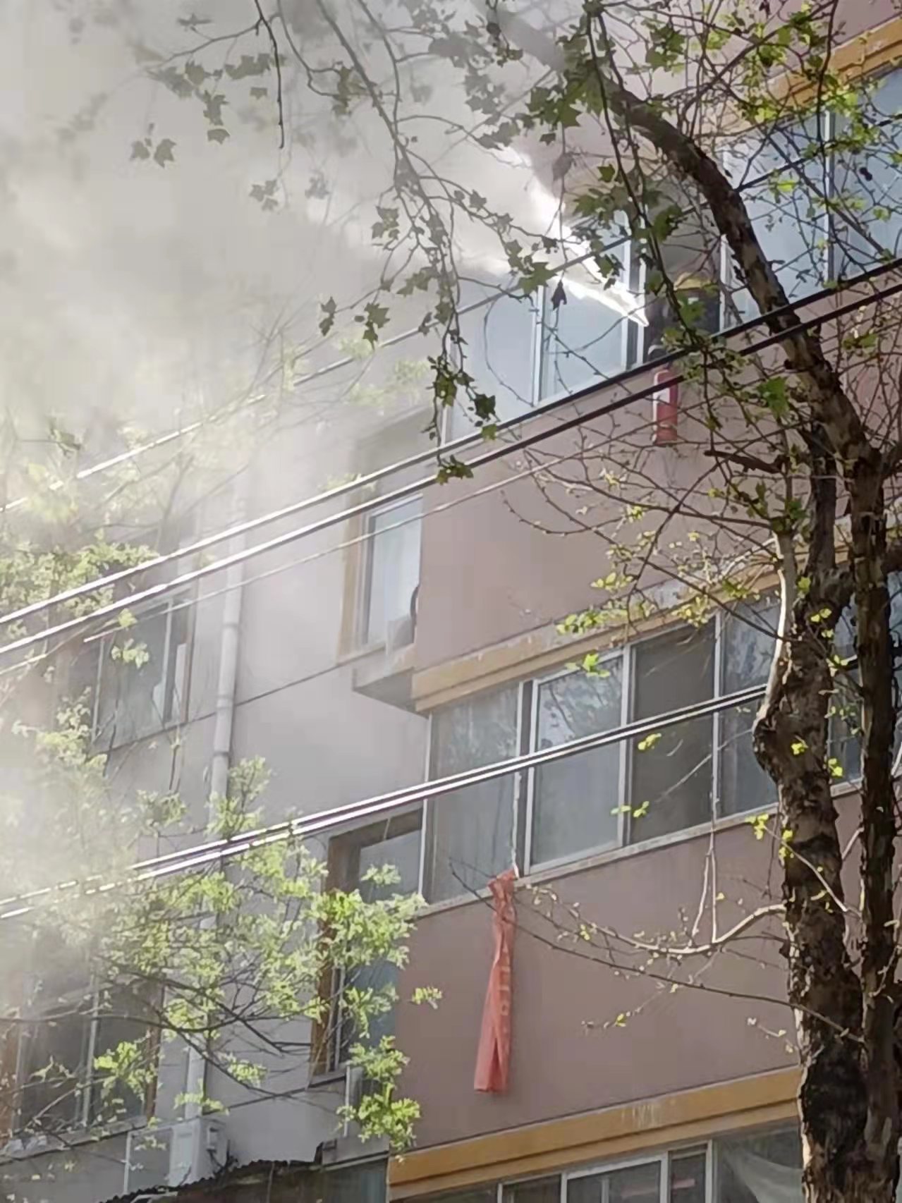 生命至上，安全第一——我校组织新学期首次消防安全疏散演练--郑州市第六十三中学官网