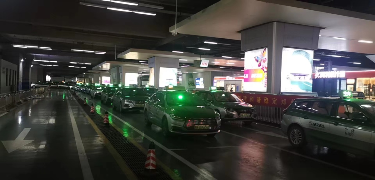 注意！郑州出租车司机不提醒乘客扫码乘车，最长停运28天！