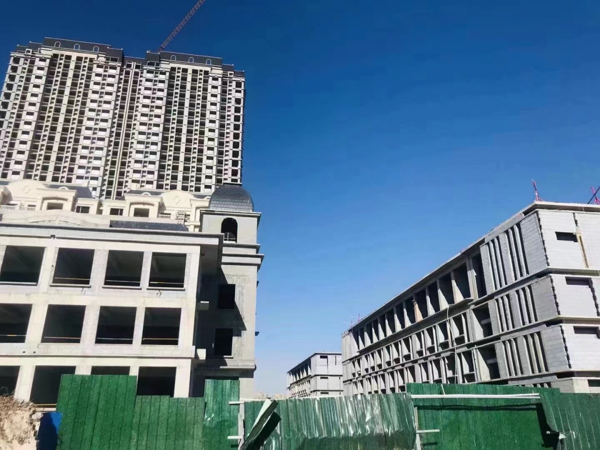 郑州：孩子3岁买学区房，该上学了楼还没建成？