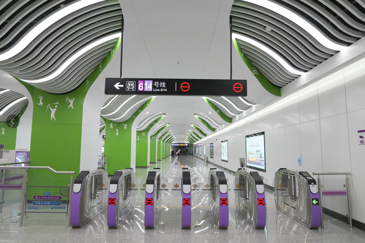 22日，郑州地铁森林公园北站B出入口启用