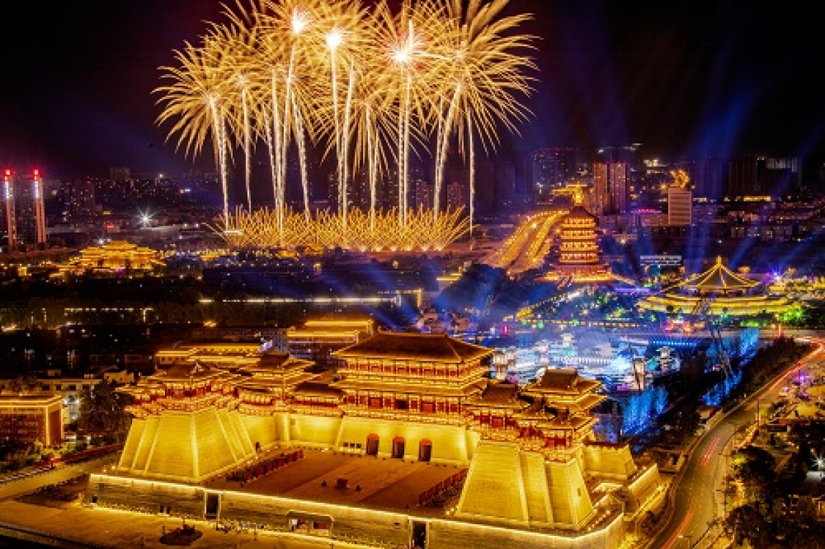 天安门广场新年首次升旗仪式 2021中国会越来越好|天安门广场|新年-滚动读报-川北在线