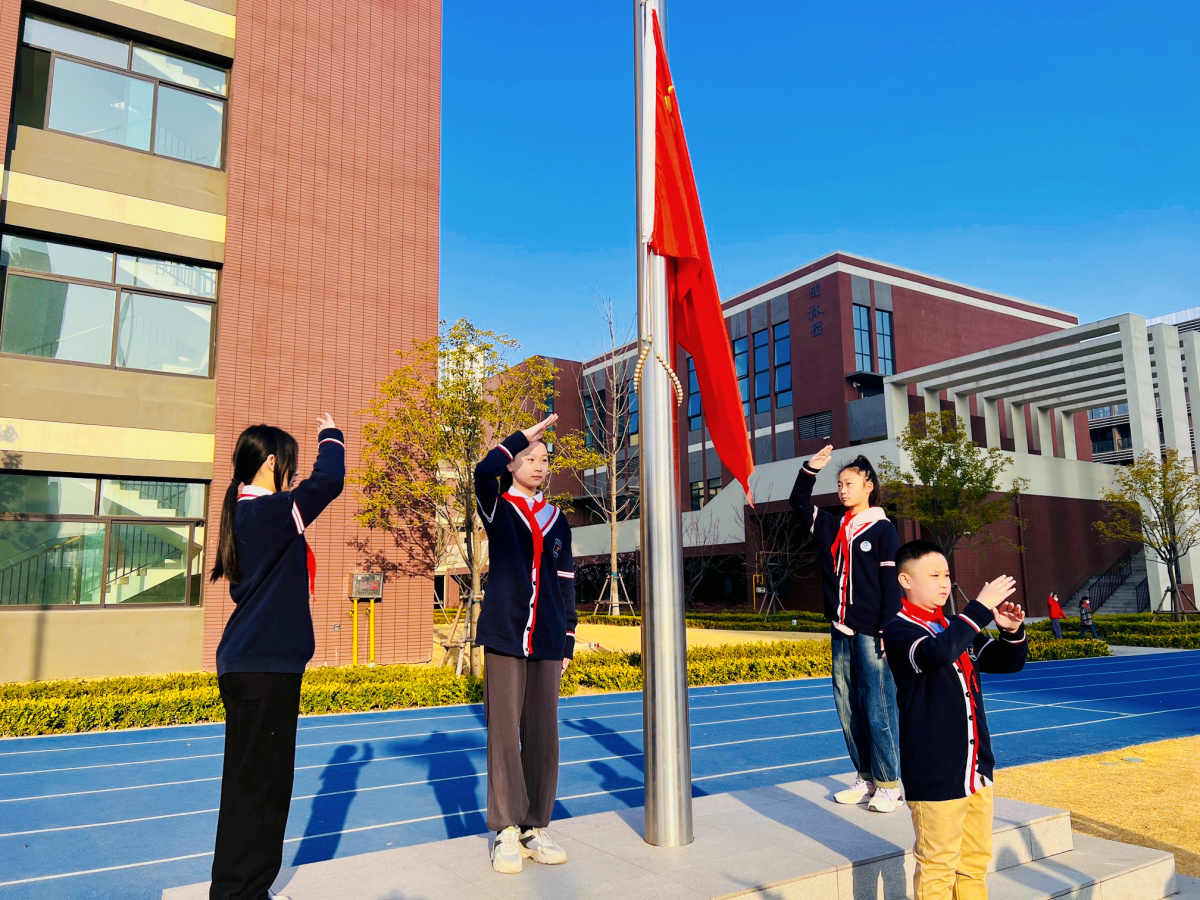 【喜报】长青小学在2023年杭州市智力运动共建学校编程项目校际联赛中斩获冠军！